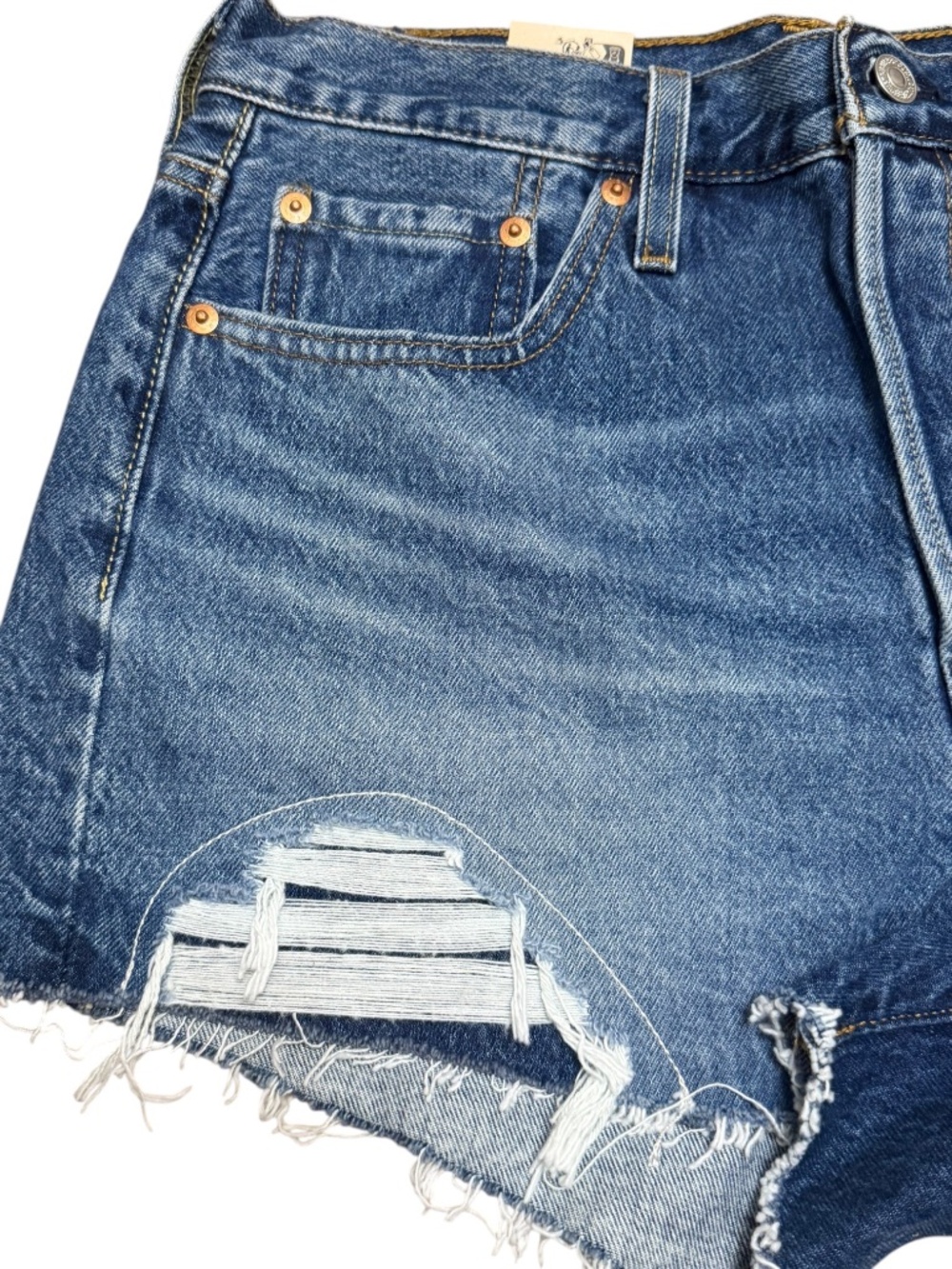 New with tags Levi's 501 high rise distressed denim shorts featuring classic cut - Picture 7 of 7